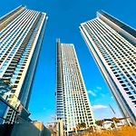 Downtown Views II Burj Khalifa View, Downtown Dubai - Mint Stay
